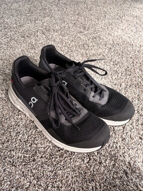 On Cloud Black Running Shoes